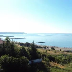 Szálloda Lazuren Briag, Burgasz