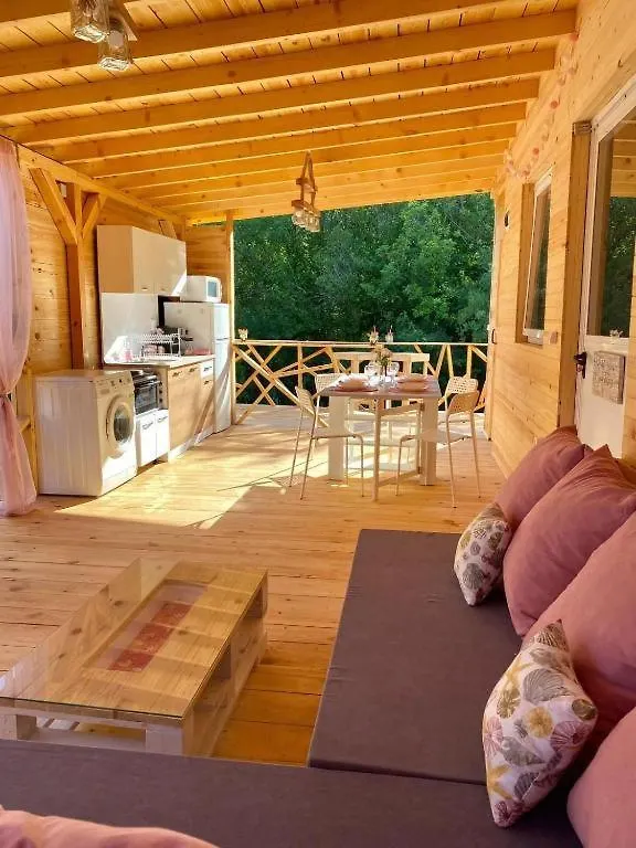 Цветовете На Слънцето Hotel Burgas Campsite