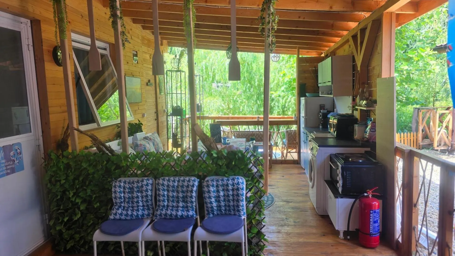 Ла Пуеста Де Соль Hotel Burgas Campsite